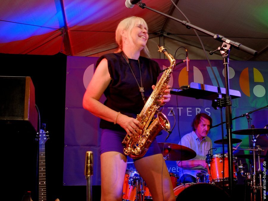 groove_buzzters___046.jpg