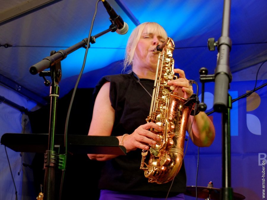 groove_buzzters___060.jpg