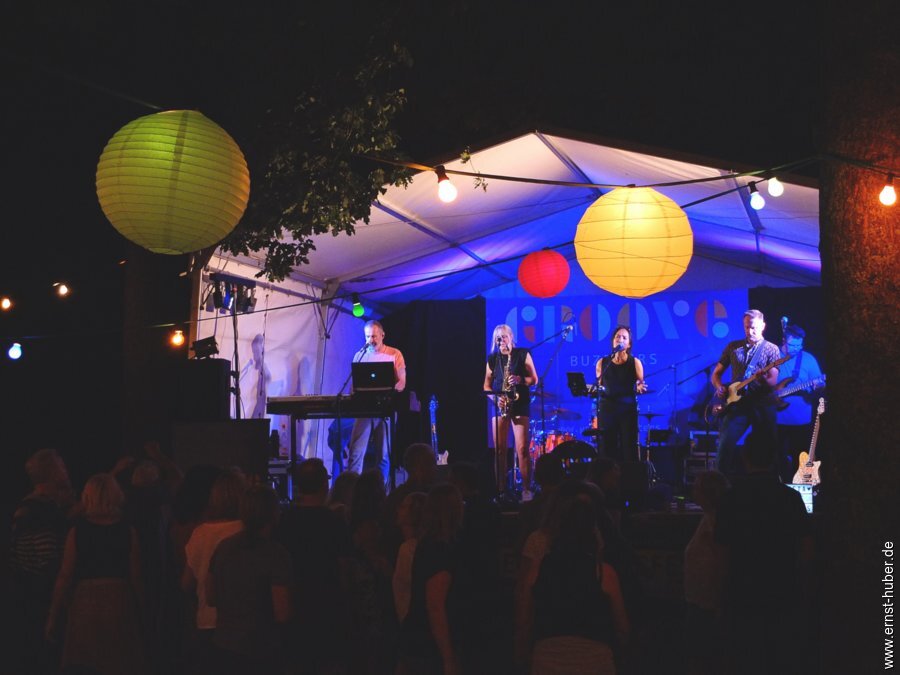 groove_buzzters___161.jpg