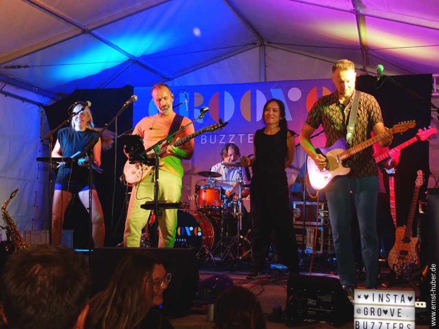 groove_buzzters___182.jpg