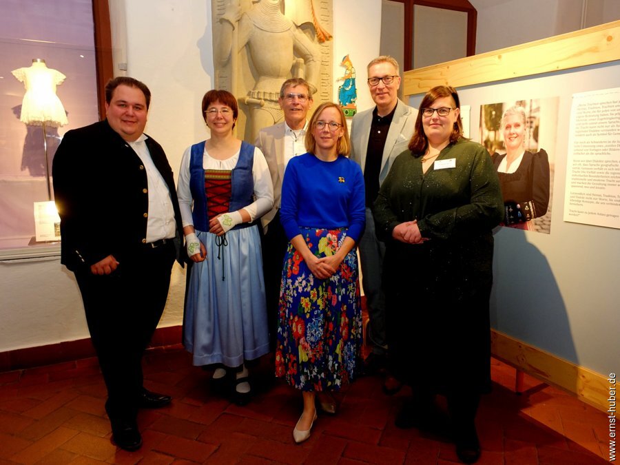 kleidung__160.jpg