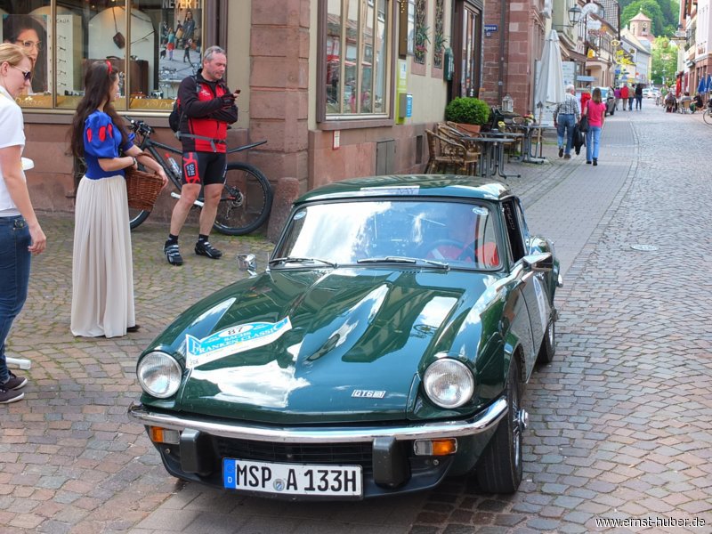 sachs_classic222.jpg