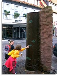 Die Wassersäule in der Turmstrasse
