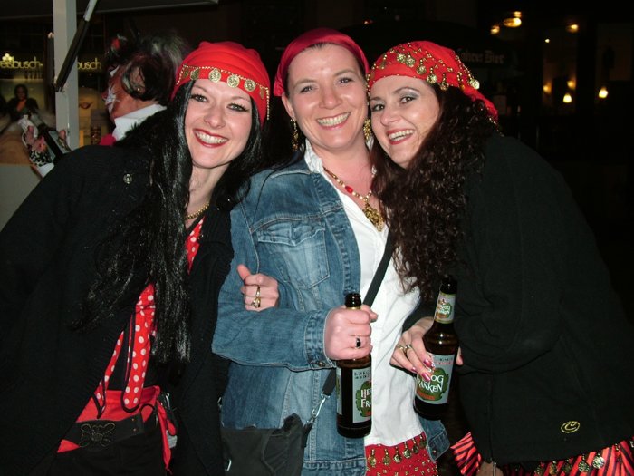 weiberfasching_055.jpg
