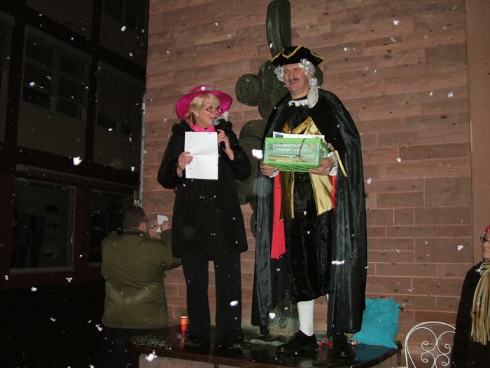 weiberfasching_351.jpg