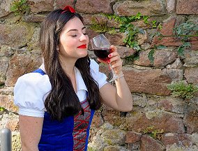 Schneewittchen Schloss Wein Fest