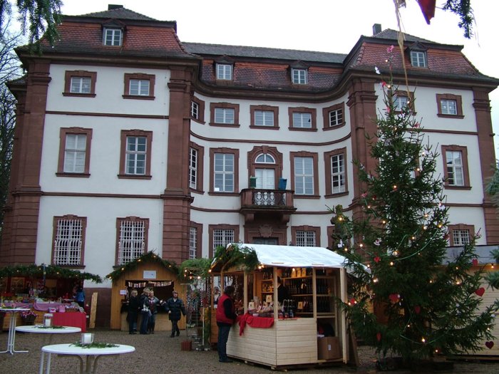 hutten024.jpg