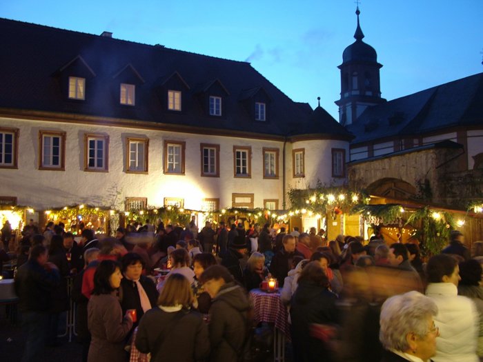 huttenschloss_115.jpg