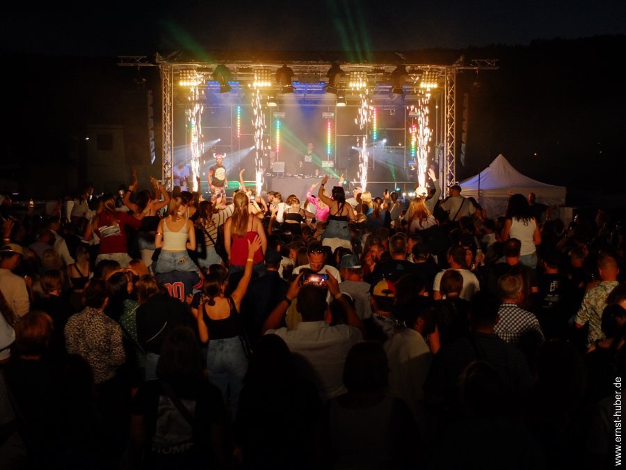 700open_air___375.jpg